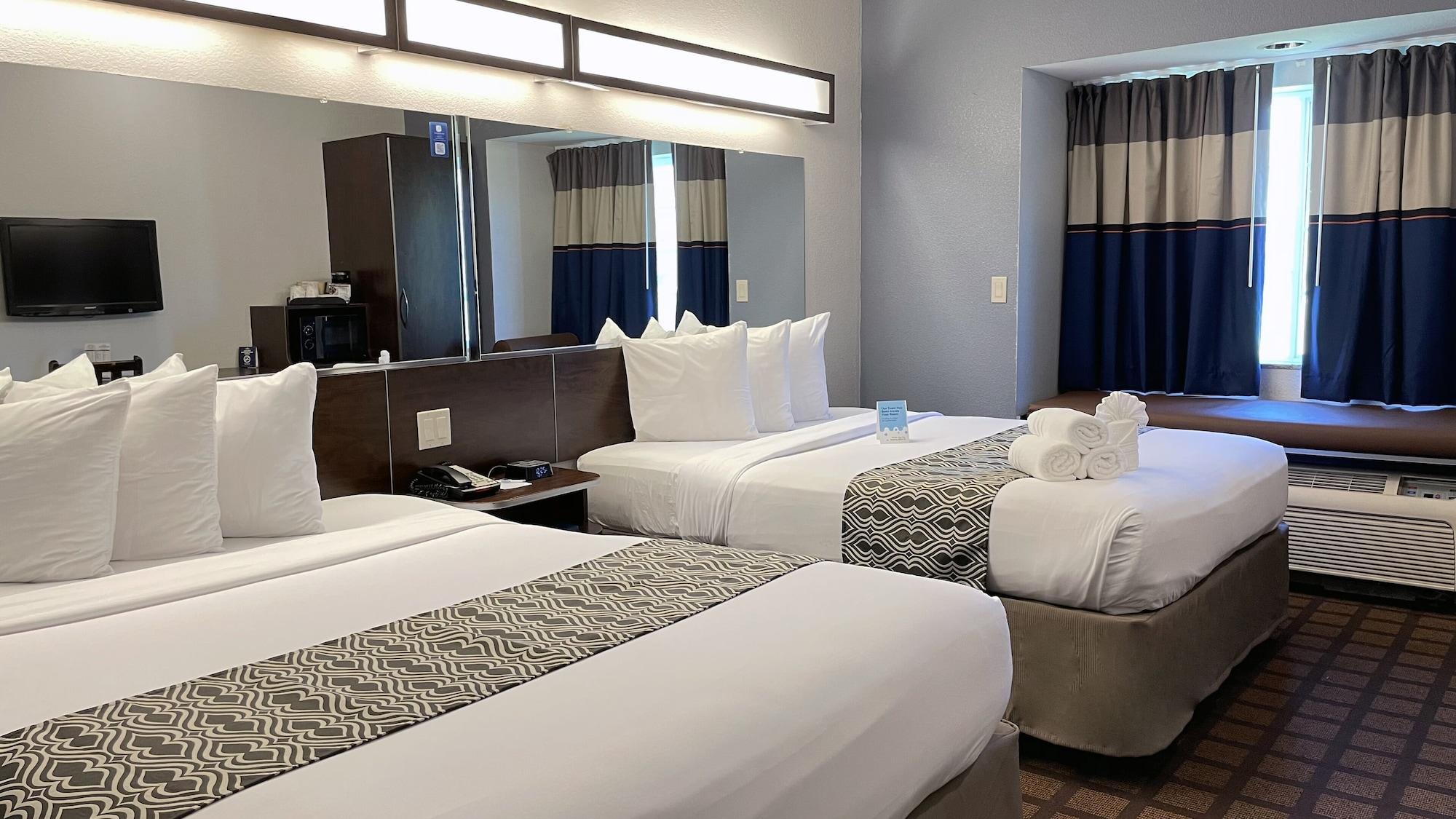 Microtel Inn & Suites By Wyndham Michigan City Exteriér fotografie